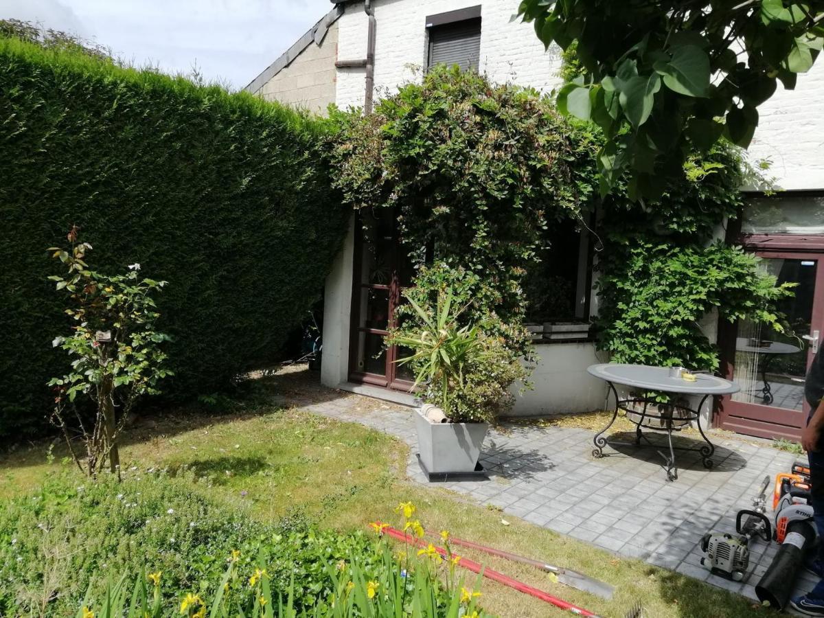Chambres D'Hote "L Ecureuil" Proche De Mons, Pairi Daiza, A Cote De Spark'Oh Frameries エクステリア 写真